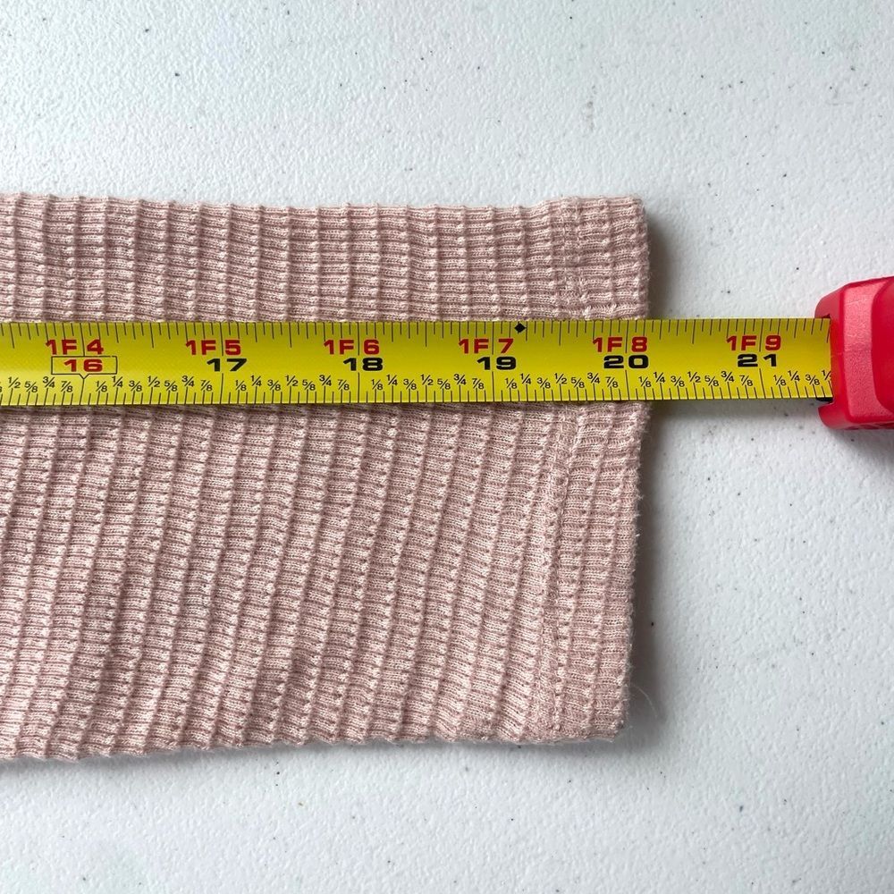 Jessica Simpson Ribbed Twist Front Top Size M - Picture 9 of 12